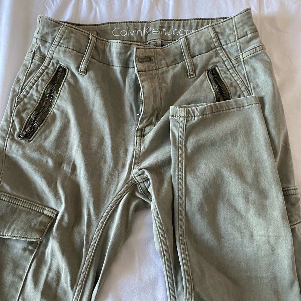 Calvin Klein Women’s  Olive Cargo Pants
